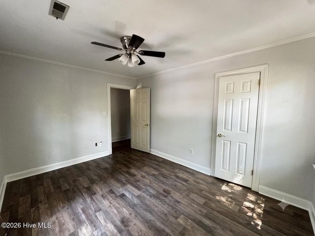 206 Woodhaven Road, Greenville, NC 27834