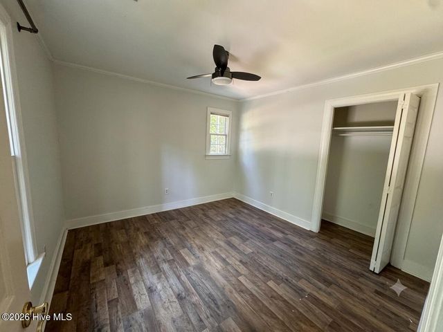 206 Woodhaven Road, Greenville, NC 27834