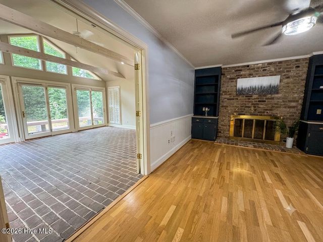 206 Woodhaven Road, Greenville, NC 27834