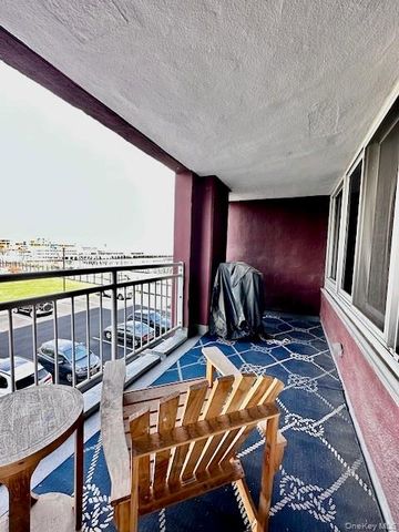80 Bay Street Landing 3K, Staten Island, NY 10301