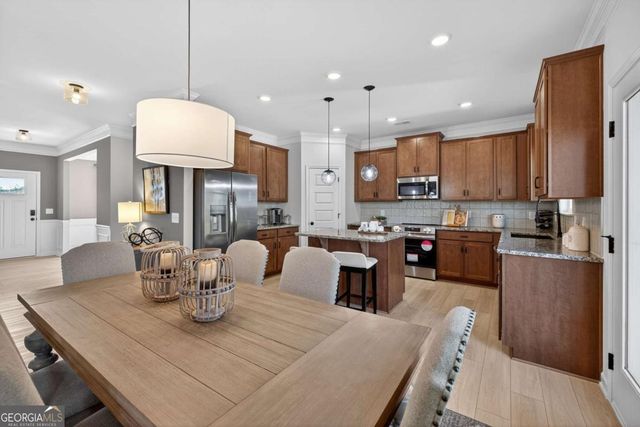 84 Willow Circle, Rock Spring, GA 30739