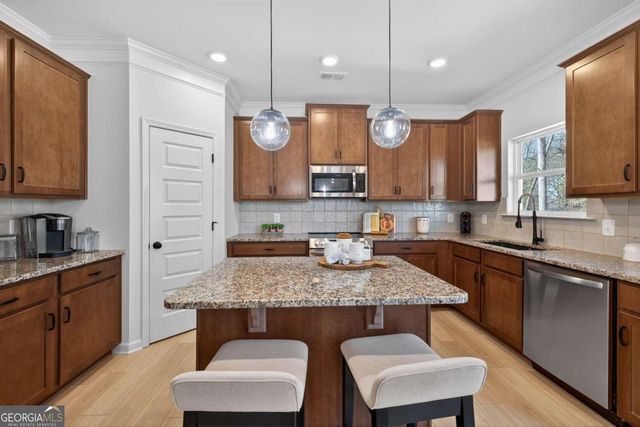 84 Willow Circle, Rock Spring, GA 30739
