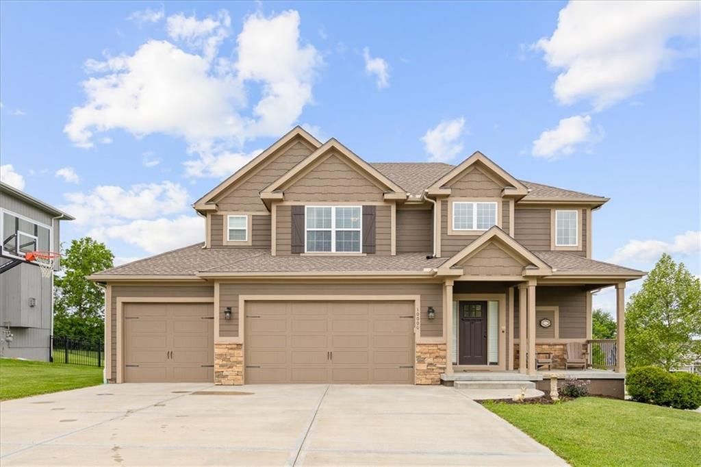 10000 N Richmond Avenue, Kansas City, MO 64157