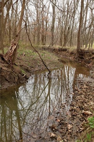 26313 S Smoke Road, Peculiar, MO 64078