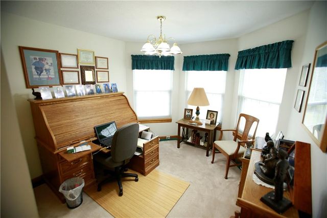 26313 S Smoke Road, Peculiar, MO 64078