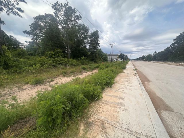 22530 Highway 105 Highway, Cleveland, TX 77328