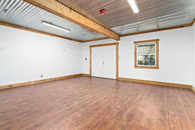 5755 Sul Ross Ln, Beaumont, TX 77706