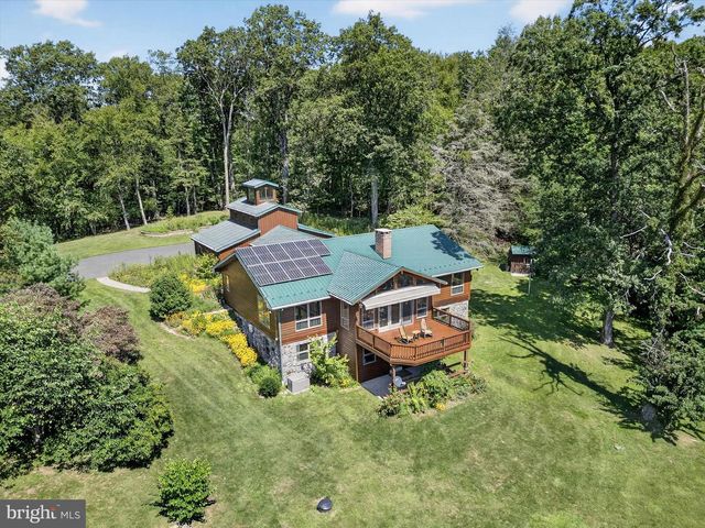 1494 MOUNTAIN RD, Orrtanna, PA 17353