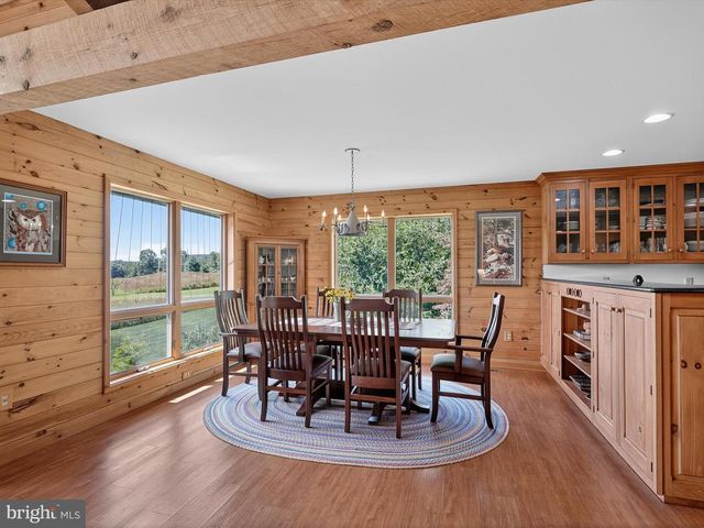 1494 MOUNTAIN RD, Orrtanna, PA 17353