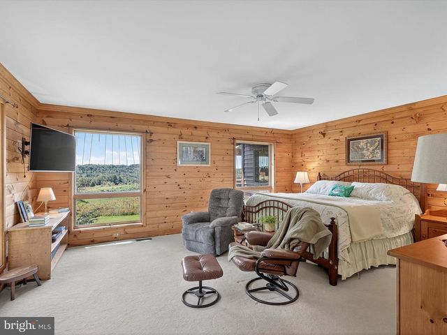 1494 MOUNTAIN RD, Orrtanna, PA 17353