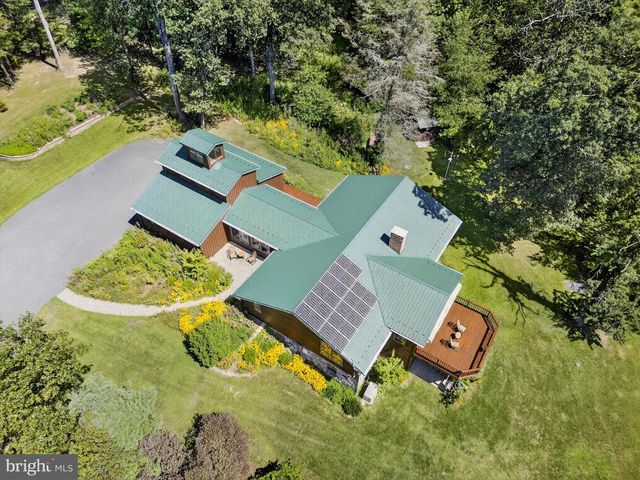 1494 MOUNTAIN RD, Orrtanna, PA 17353