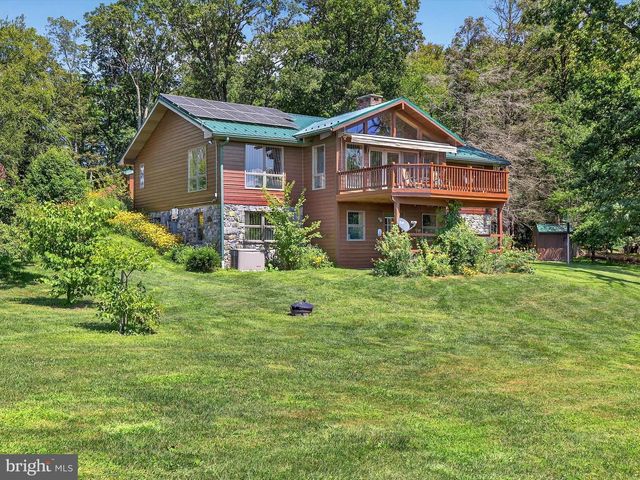1494 MOUNTAIN RD, Orrtanna, PA 17353
