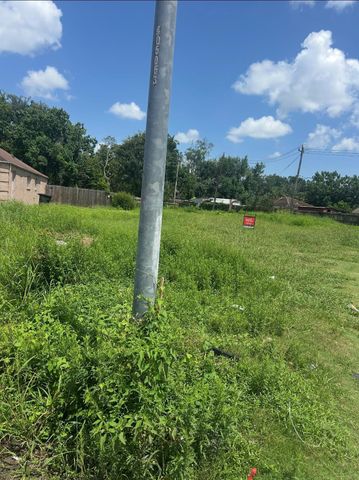 12115 Troulon Drive, Houston, TX 77072