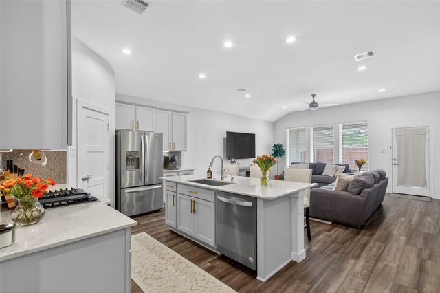 14006 Grand Teton Lane, Conroe, TX 77384