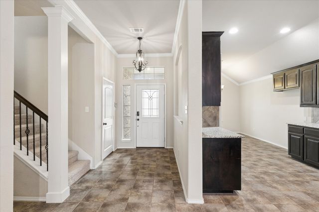 612 Ravenwood Drive, Saginaw, TX 76179