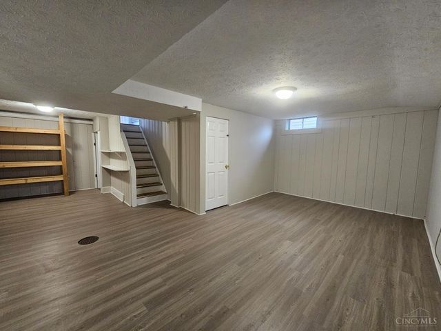 1055 Hempstead Drive, Springfield Twp., OH 45231