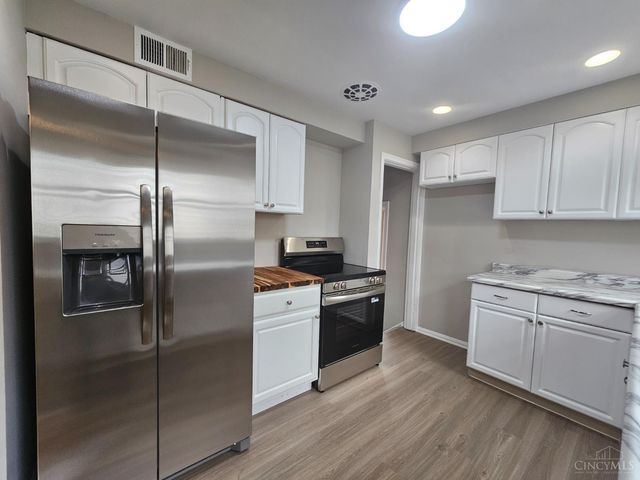 1055 Hempstead Drive, Springfield Twp., OH 45231