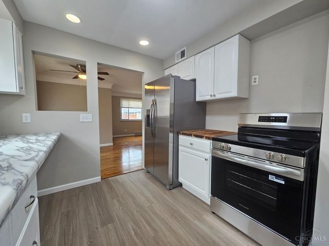 1055 Hempstead Drive, Springfield Twp., OH 45231