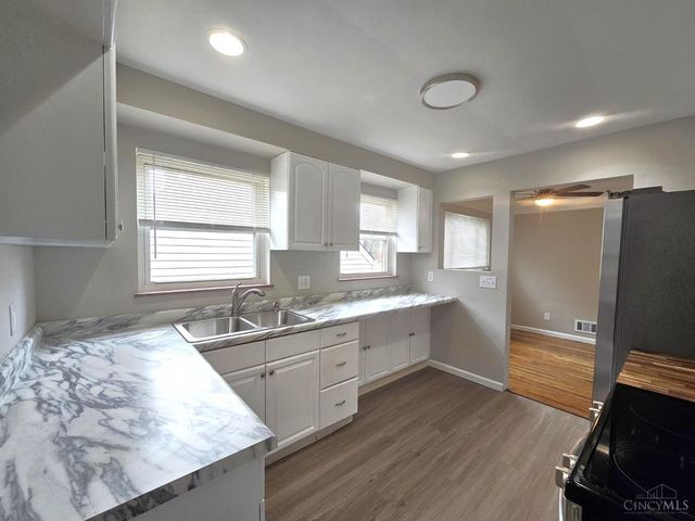 1055 Hempstead Drive, Springfield Twp., OH 45231