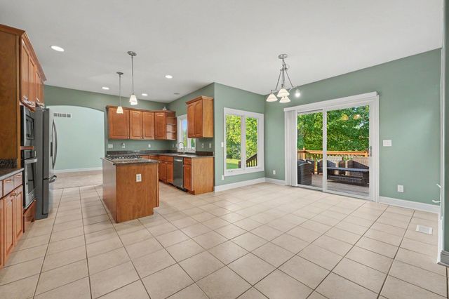 10739 Erie Drive, Crown Point, IN 46307