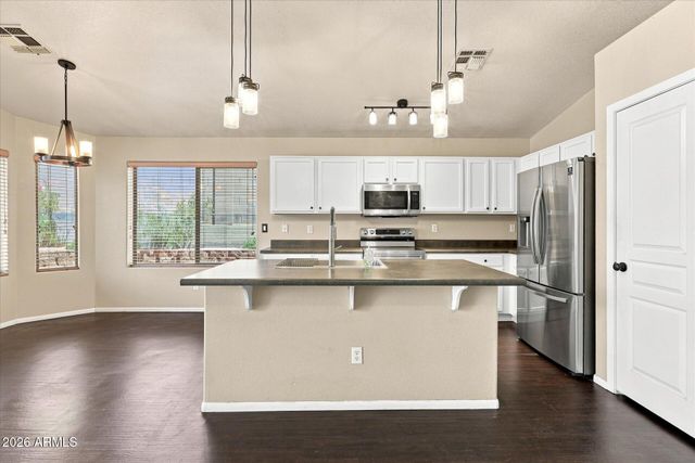 4034 W CHISUM Trail, Phoenix, AZ 85083