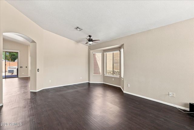 4034 W CHISUM Trail, Phoenix, AZ 85083