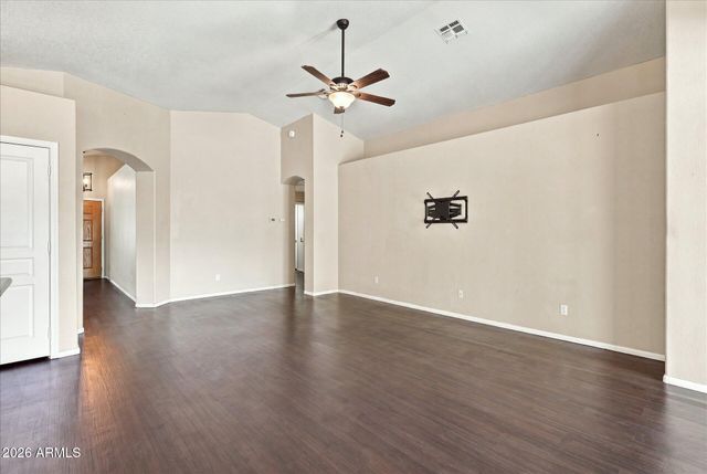 4034 W CHISUM Trail, Phoenix, AZ 85083
