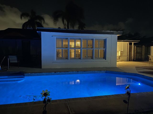 4295 Crestdale Street, Palm Beach Gardens, FL 33410