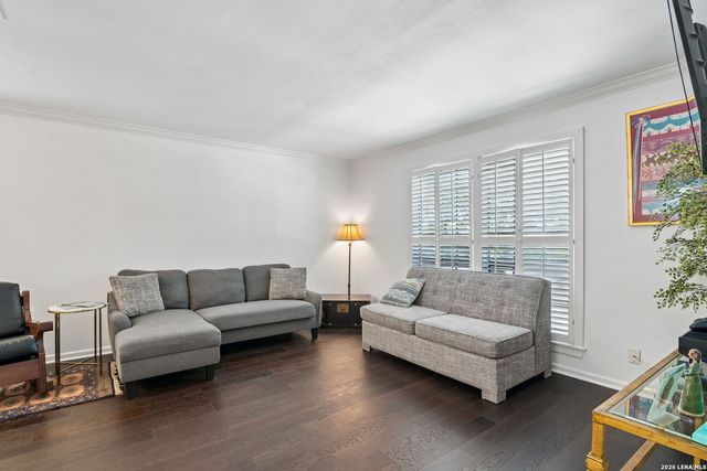 165 W Rampart Dr Apt 108, San Antonio, TX 78216