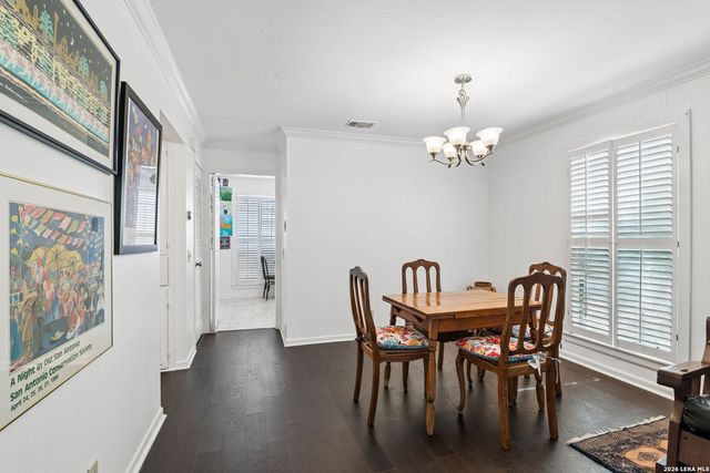 165 W Rampart Dr Apt 108, San Antonio, TX 78216