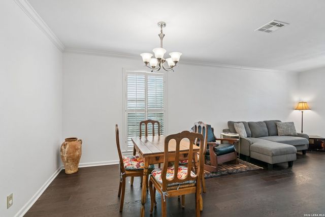 165 W Rampart Dr Apt 108, San Antonio, TX 78216
