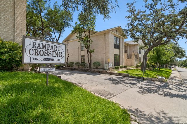 165 W Rampart Dr Apt 108, San Antonio, TX 78216
