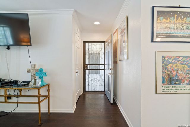 165 W Rampart Dr Apt 108, San Antonio, TX 78216