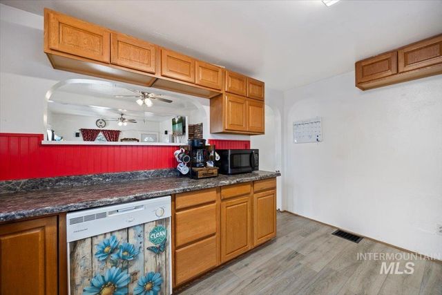 320 B Ave E, Jerome, ID 83338