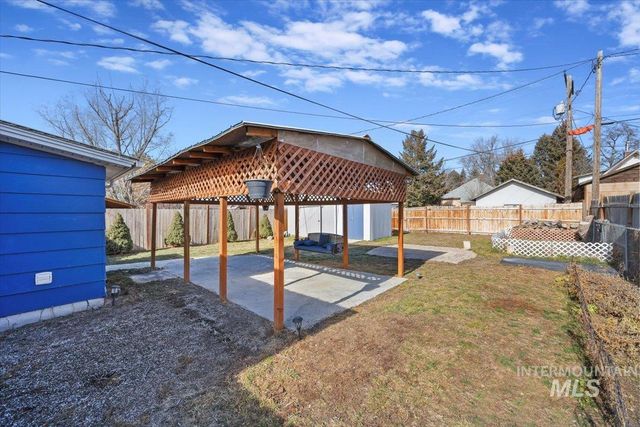 320 B Ave E, Jerome, ID 83338