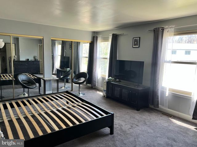 361 INDEPENDENCE BLVD, Lawnside, NJ 08045