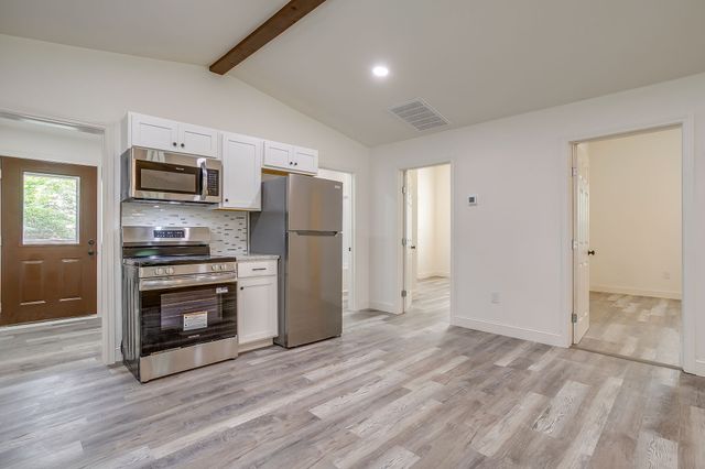 1115 Hanover Street, Weatherford, TX 76086