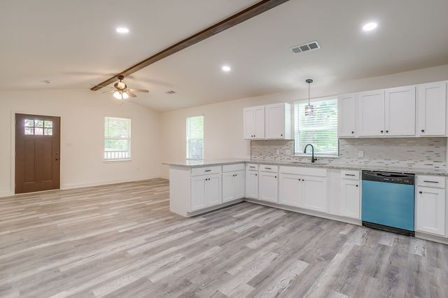 1115 Hanover Street, Weatherford, TX 76086