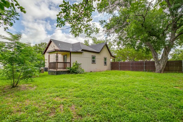 1115 Hanover Street, Weatherford, TX 76086