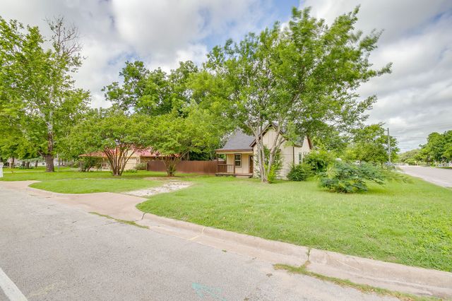 1115 Hanover Street, Weatherford, TX 76086