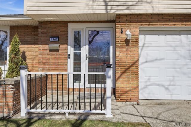 2542 Colvin Boulevard, Tonawanda, NY 14150