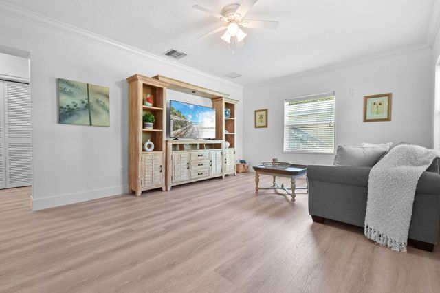 444 Zephyr Way, Juno Beach, FL 33408