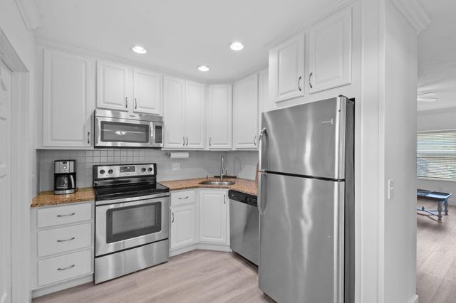 444 Zephyr Way, Juno Beach, FL 33408