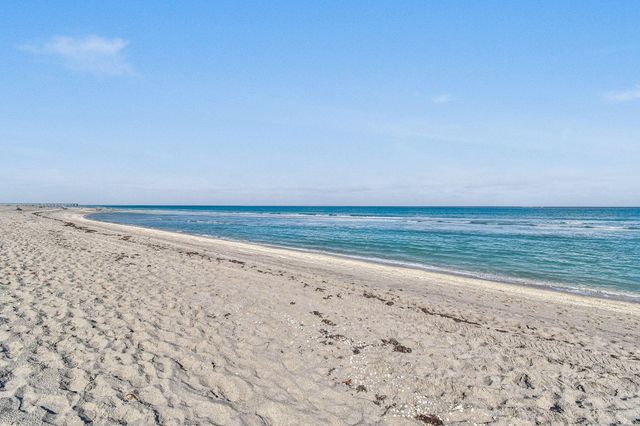 444 Zephyr Way, Juno Beach, FL 33408