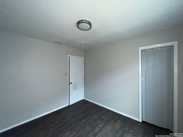 2230 Buffalo, San Antonio, TX 78221