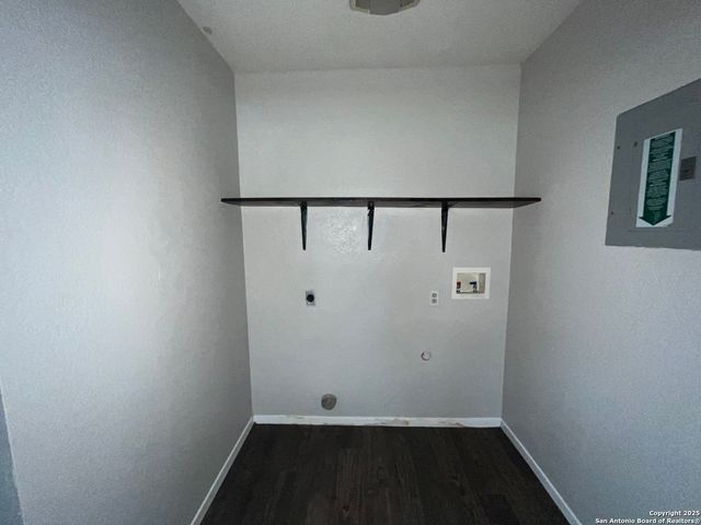 2230 Buffalo, San Antonio, TX 78221