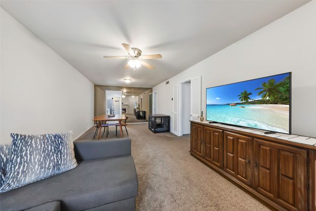 1517 Britainway Lane, Dallas, TX 75228