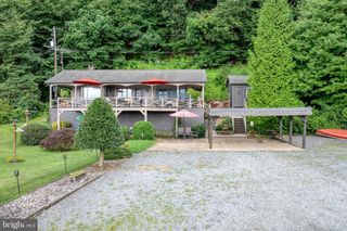 241 MURPHYS HOLLOW LN, Wrightsville, PA 17368