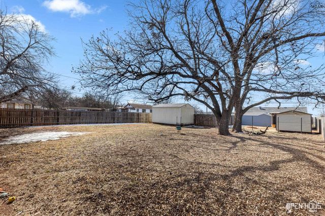 601 N BEVERLY DRIVE, Wichita Falls, TX 76306