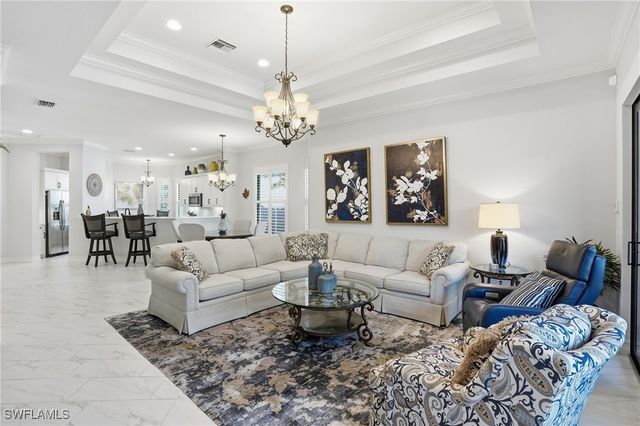 6648 Roma WAY, Naples, FL 34113